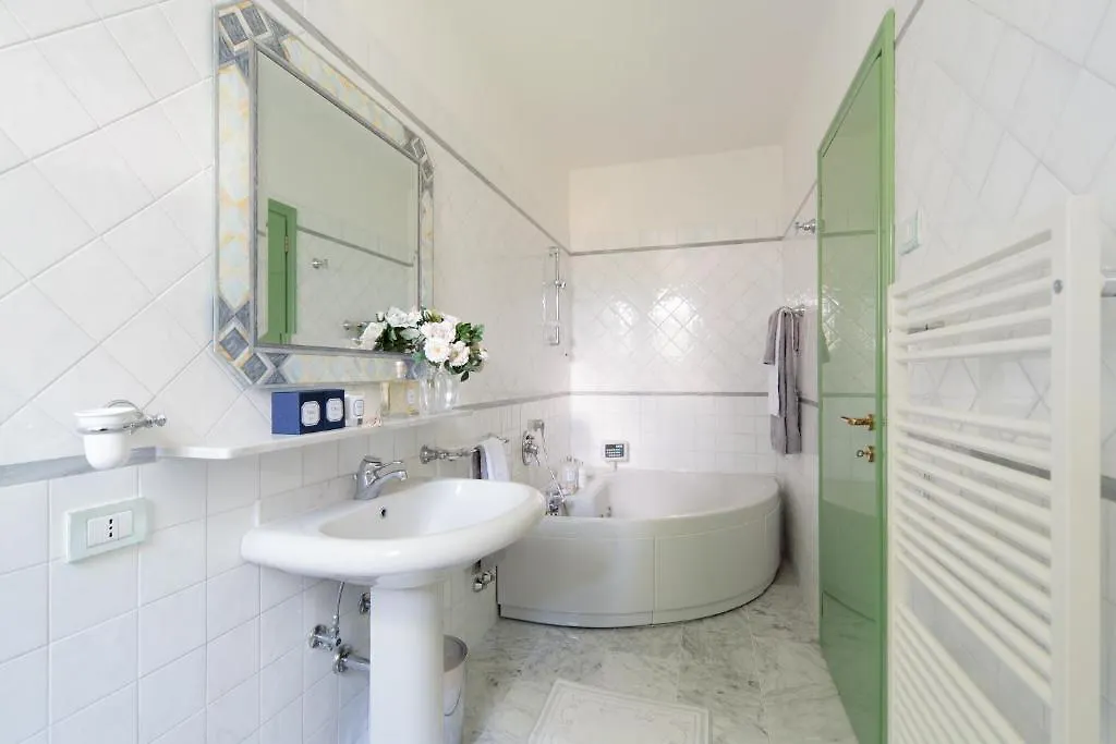 Bed & Breakfast Forte Inn Forte dei Marmi Italy